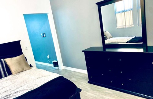 Pico-Union Apartamento | Stylish Chique Downtown Los Angeles Apartment