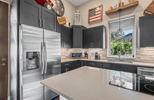 Sunnyside Casa | Stylish Church Conversion Walk To Lohi
