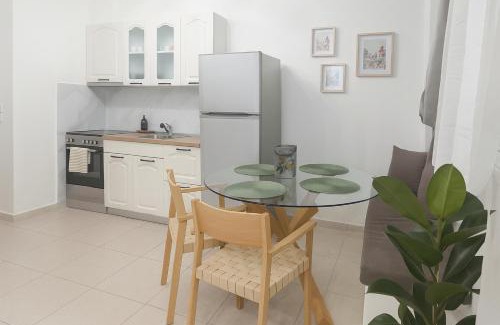 Stavroupoli Apartamento | Stylish city apartment Comfort and Cosiness for 4