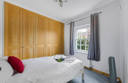 St Albans Casa | Stylish, City Centre Retreat