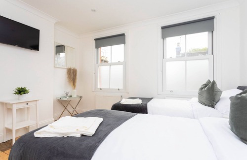 St Albans Cabaña | Rural-Ciudad-Baño Privado-Vista a la Calle