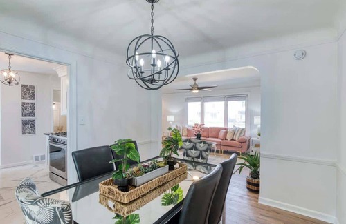 Cleveland Casa | VNTG 3BR Designer Home w/ Deck, Sunroom & Finished Basement