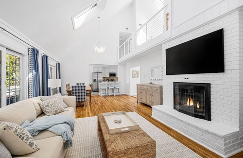 Narragansett Casa | Stylish coastal retreat w/water views, cozy outdoor firepit &shower, alfresco dining&more!