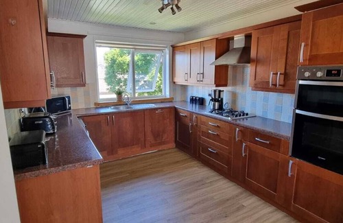 Saltcoats Casa | Stylish Coastal Retreat in Saltcoats