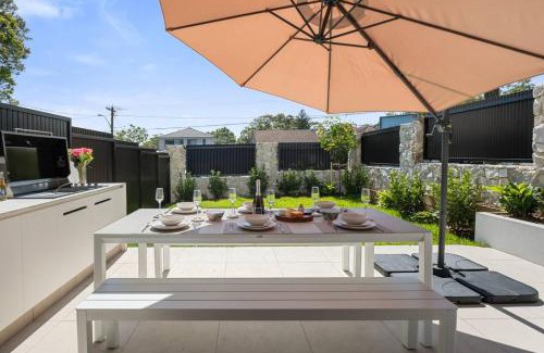 Burraneer Casa | Stylish Coastal Retreat Near Cronulla Beach