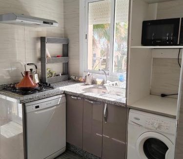 Achakkar Apartamento | Stylish Coastal Stay with Panoramic Sea Views
