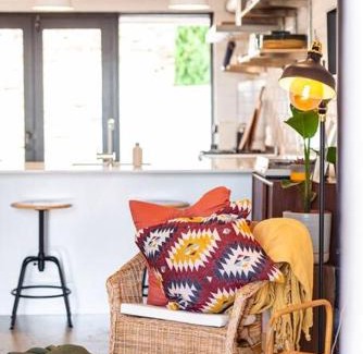 Kensington Apartamento | Stylish, comfortable and pet friendly home in the heart of Kensington