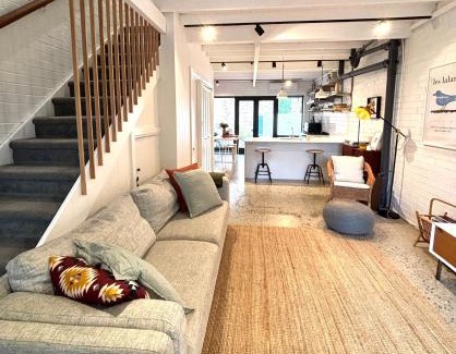 Kensington Apartamento | Stylish, comfortable and pet friendly home in the heart of Kensington