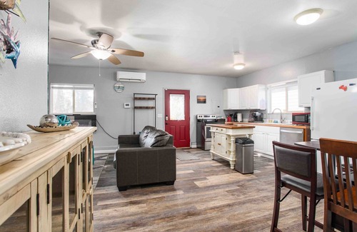 Crescent City Cabaña | Jedediah Smith Comfort ubicado a solo 10 minutos de Park & ​​River