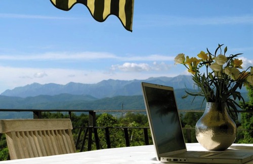 Maglietola Casa | Confort elegante y encanto toscano