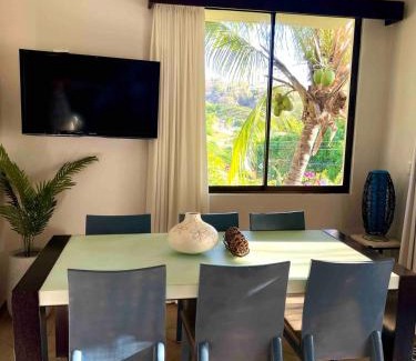 Coco Sunset Hills Casa | Stylish & Comfortable Condo With Balconies