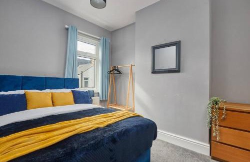 Redcar Casa | Stylish Comfortable Home With Parking