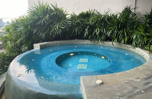 Makkasan Apartamento | Elegante condominio c/Kingsize-Bett, oficina y piscina @ MRT Rama9