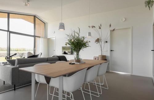 Wissenkerke Casa | Stylish Countryside Home
