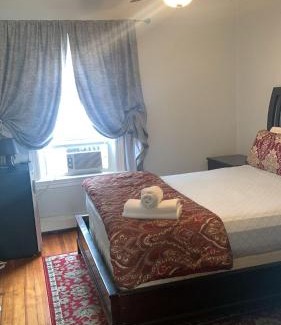 Pawtucket Apartamento | Stylish, Cozy 2BR Private Apt, 1st Floor, Well-Appointed, Near Providence, MA, RI Line, I-95 Access