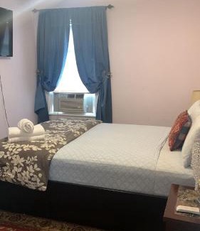Pawtucket Apartamento | Stylish, Cozy 2BR Private Apt, 1st Floor, Well-Appointed, Near Providence, MA, RI Line, I-95 Access