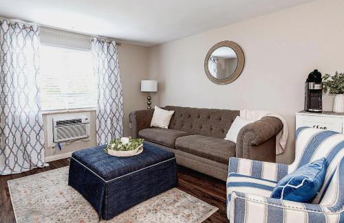 Kettering Apartamento | Stylish & Cozy Retreat W Modern Comforts!