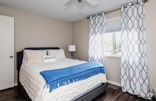 Kettering Apartamento | Stylish & Cozy Retreat W Modern Comforts!
