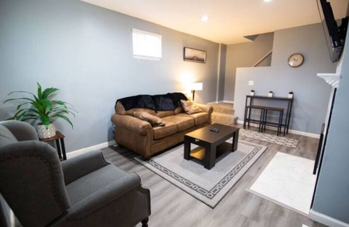 Northeast Columbus Casa | Stylish & Cozy Short-Term Room – Ideal for Travelers & Professionals!