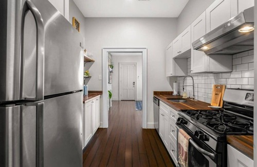 Seventh Ward Casa | Stylish Creole Cottage 1BD | Central Location