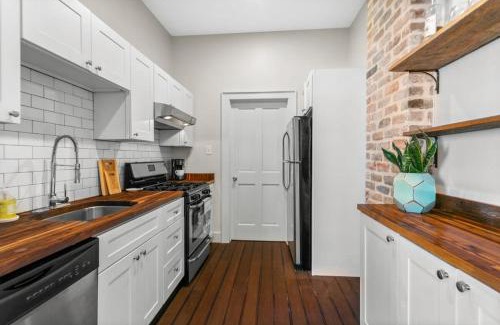Seventh Ward Casa | Stylish Creole Cottage 1 BD Home Central Location