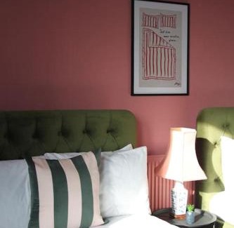 Bordesley Apartamento | Stylish Digbeth Apartment, Sleeps 12 Opposite Birmingham Coach Station, perfect for large groups contractors