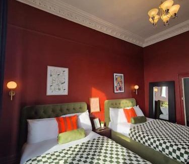 Bordesley Apartamento | Stylish Digbeth Apartment, Sleeps 12 Opposite Birmingham Coach Station, perfect for large groups contractors