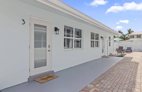 Pineapple Grove Arts District Apartamento | Stylish Downtown Delray Retreat