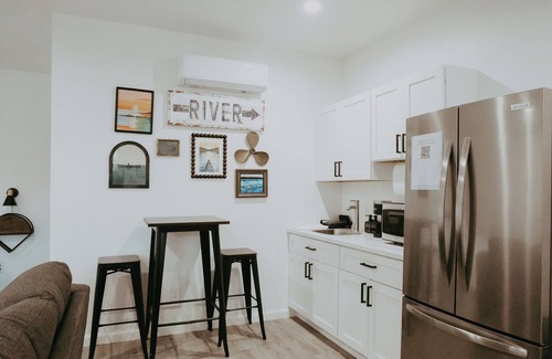 Yuma Townsite Apartamento | Charming River-Themed Studio in Downtown Yuma's Historic District