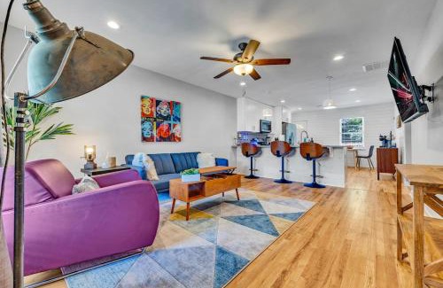 Candler-McAfee Apartamento | Stylish Duplex Near East Lake Golf Course-Unit B
