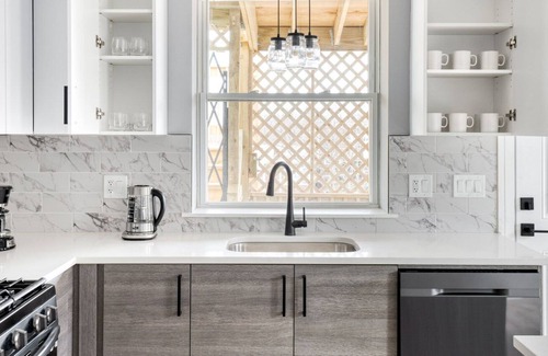Edgewater Apartamento | Stylish Edgewater 3BR nr Loyola & Red Line, by Blueground