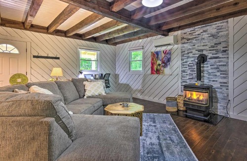 Fairview Casa | Stylish Fairview Farmhouse Deck and Wishing Well!