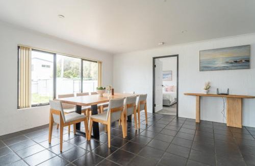 Hawley Beach Casa | Stylish Family Retreat by Hawley Beach