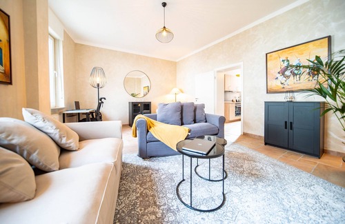 Neuendorf Apartamento | Stylish Family-Sized Apartment by the Rhine River
