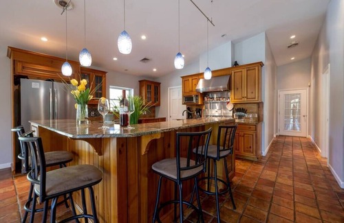 Town of Schodack Casa | Modern Farm Home 2hr NYC & BOS Peaceful WIFI