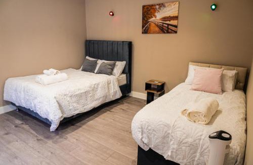 Wolverhampton Apartamento | Stylish Flat in Wolverhampton - Short and long Stay with Free Parking