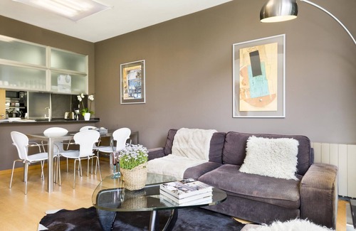 el Fort Pienc Apartamento | Elegante piso con piscina comunitaria para 8