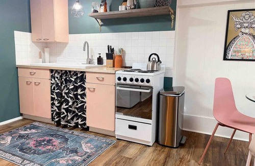 Fremont Apartamento | Stylish Fremont Suite | Walkable & Pet-Friendly