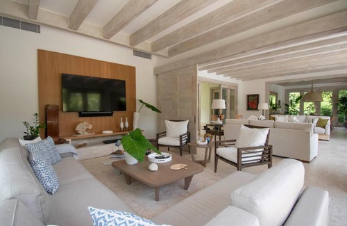 Punta Cana Villa | Stylish fully-staffed villa near beach and lagoons in exclusive golf resort