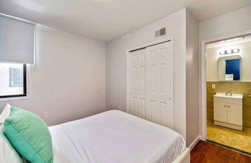 Chinatown Apartamento | Stylish & Great Location Next to the Convention Center