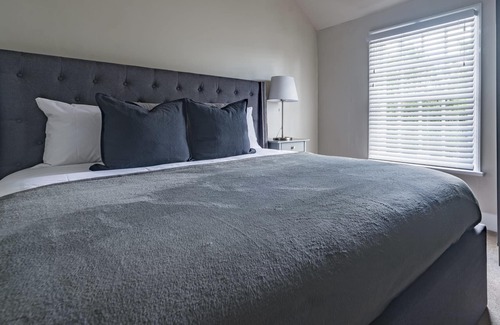 Henley Casa | Stylish Hidden Gem In Henley-On-Thames