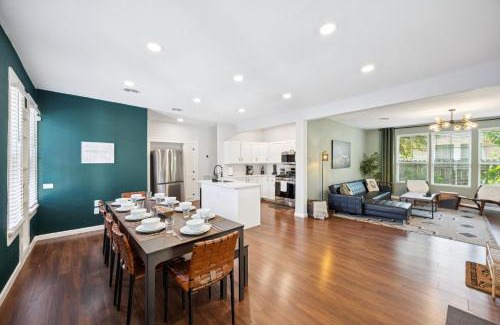 Oak Cliff Casa | Stylish Historic Home Near Bishop Arts 5 min