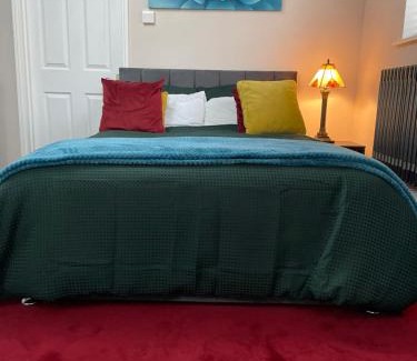 Wrotham Apartamento | Stylish Home Away From Home in Kent with Easy Access to London!