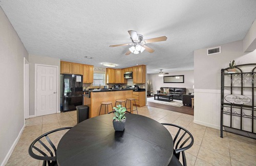 La Porte Apartamento | Stylish Home Minutes from the Beach with Backyard Bliss