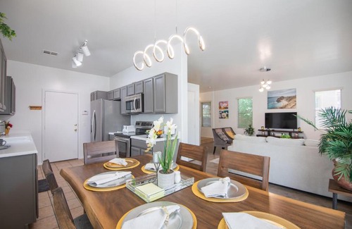 Laveen Village Casa | Stylish Home Phoenix - Low Rates NOW!
