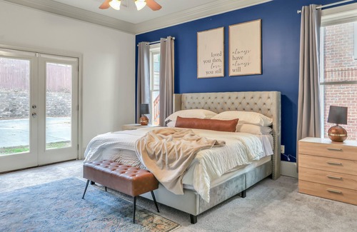 Snellville Casa | Stylish Home w/ loft and game areas -- 40 minutes from the city!