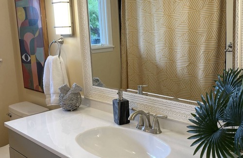 Pocatello Casa | Stylish home with POOL!!!!