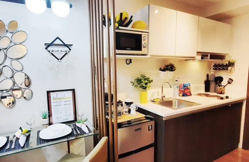 Salcedo Village Apartamento | Stylish&homey1-br Apartment in Makati