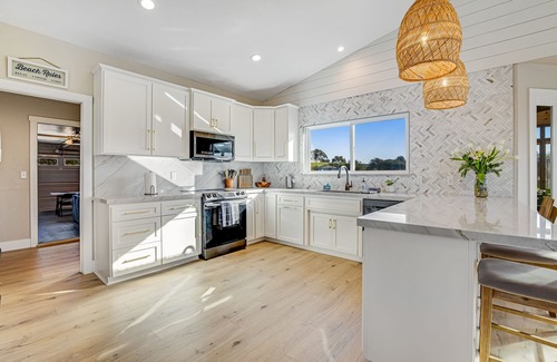 Fort Bragg Casa | Stylish house w/hot tub, fireplace, game room, beach access, sunset/ocean views