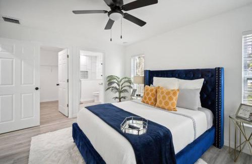 Sulphur Springs Apartamento | Stylish in heart of Tampa 2bed 2bath Close to YBOR